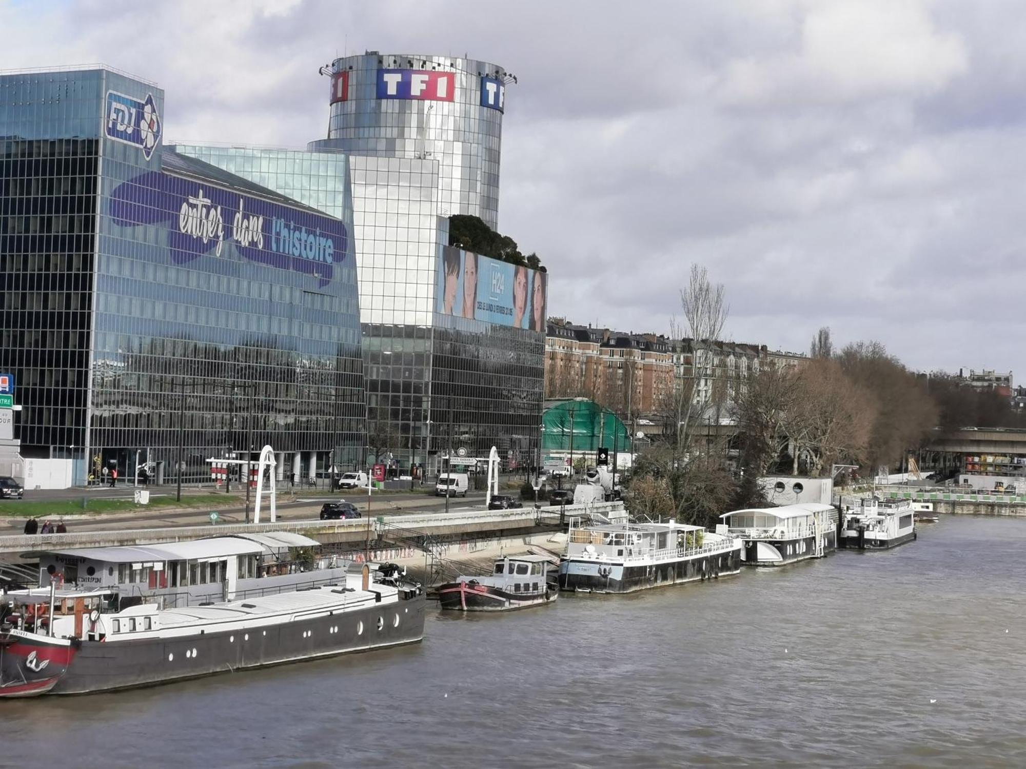 Logement Vue Sur La Seine บูโลญบียองกูร์ ภายนอก รูปภาพ